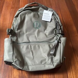 lululemon athletica New Crew Backpack